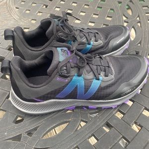 New Balance Womens 10 Dynasoft Nitrel V4 Trail running shoe